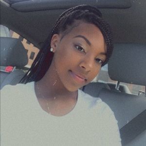 Meet your Posher, Gabrielle